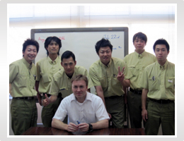 日本精機　社内学習　外国語研修