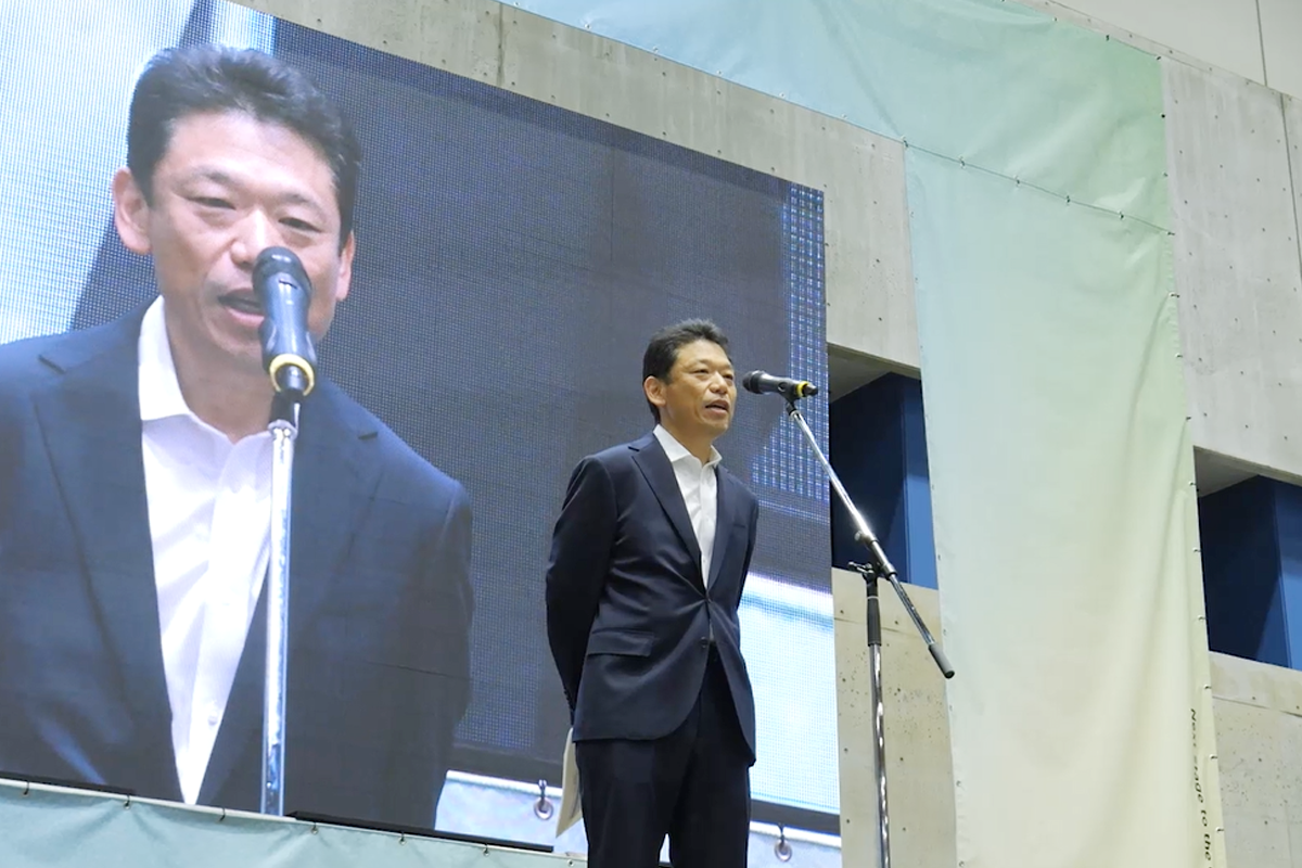 取締役専務 吉原による開会の挨拶